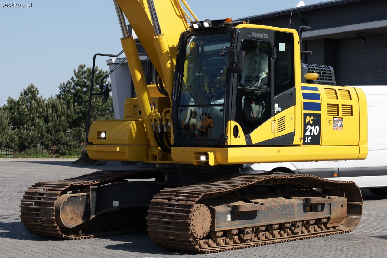 2021 Komatsu PC210LC-11 Crawler Excavator 2021 Komatsu PC210LC-11 Crawler Excavator