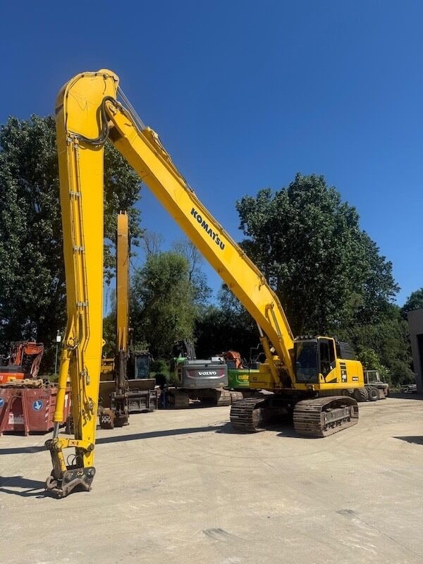 2021 Komatsu PC490LC Crawler Excavator