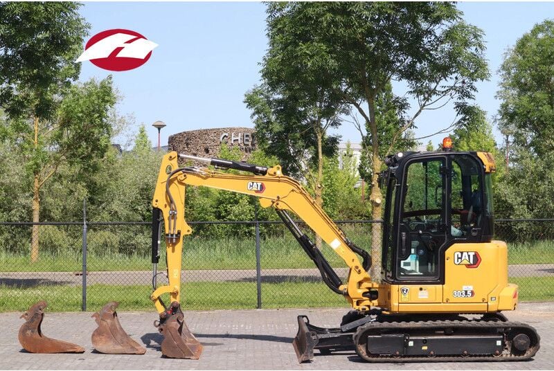 2022 Caterpillar 303.5 Mini Excavator 2022 Caterpillar 303.5 Mini Excavator