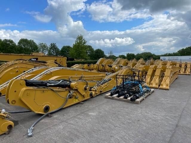 2022 Caterpillar 320 Crawler Excavator 2022 Caterpillar 320 Crawler Excavator