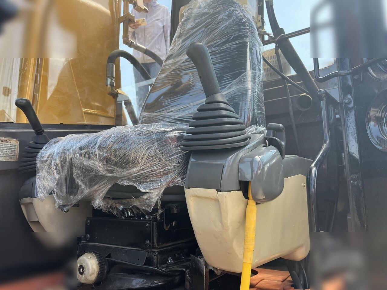 2022 Caterpillar 320BL Crawler Excavator 2022 Caterpillar 320BL Crawler Excavator