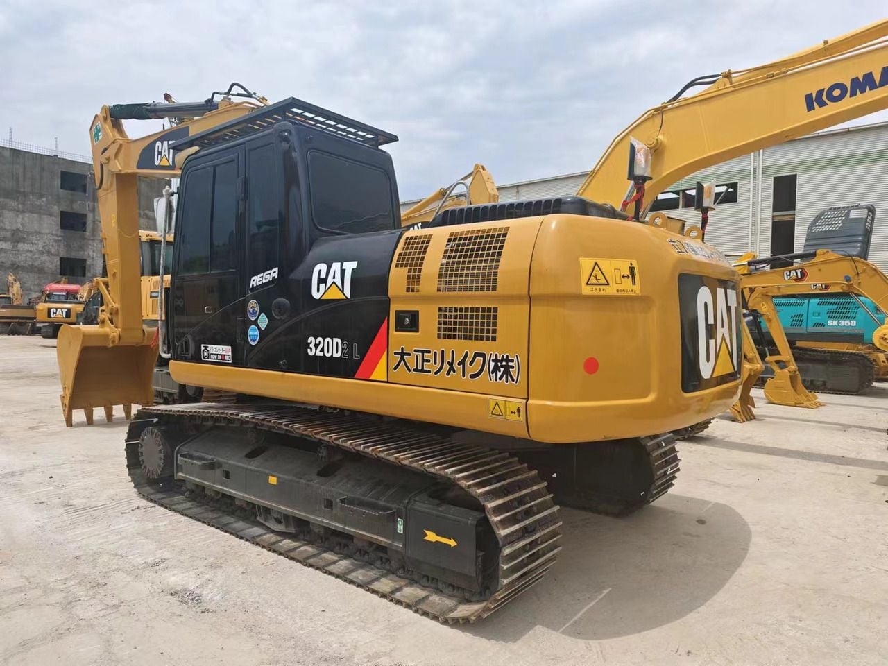 2022 Caterpillar 320DL Crawler Excavator 2022 Caterpillar 320DL Crawler Excavator