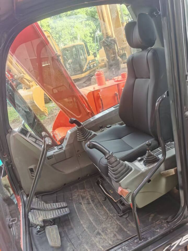 2022 Doosan DX75 Mini Excavator