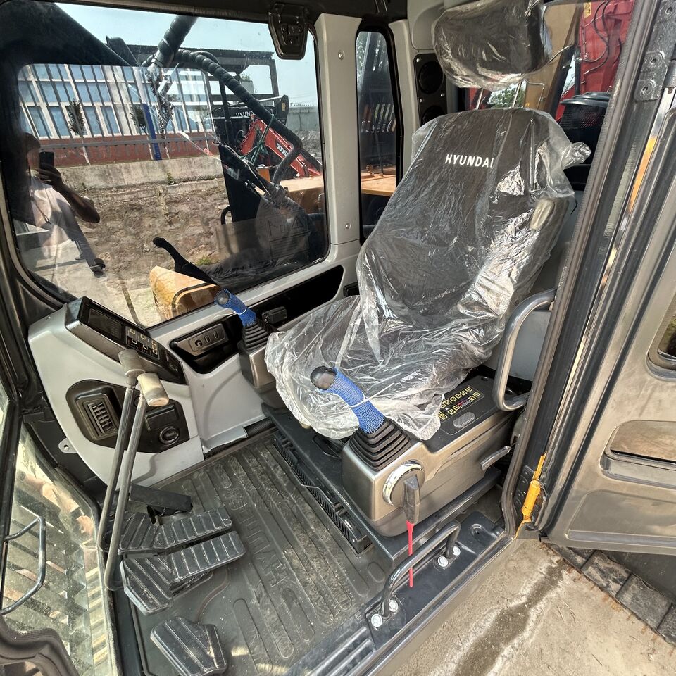 2022 Hyundai HX220HD Crawler Excavator 2022 Hyundai HX220HD Crawler Excavator