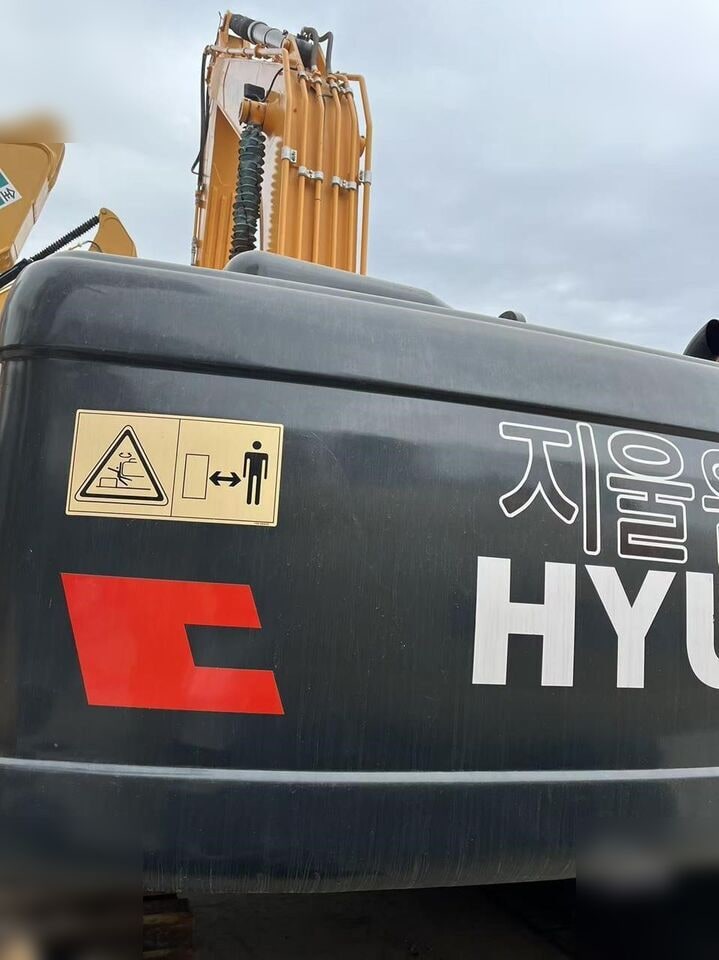 2022 Hyundai R305-9 Crawler Excavator