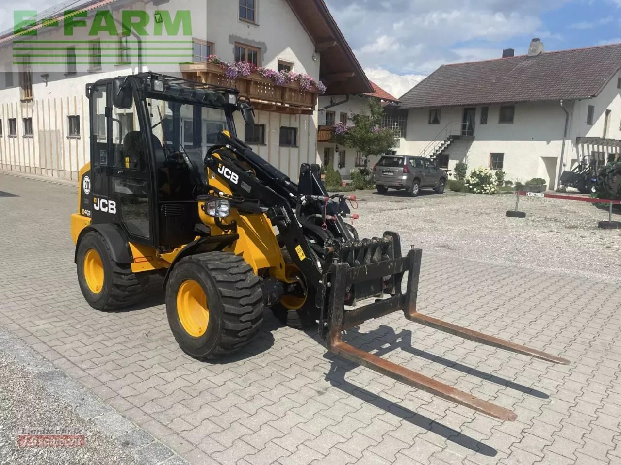 2022 JCB 403 Mini Excavator 2022 JCB 403 Mini Excavator
