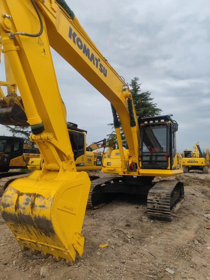 2022 Komatsu PC220 Crawler Excavator 2022 Komatsu PC220 Crawler Excavator