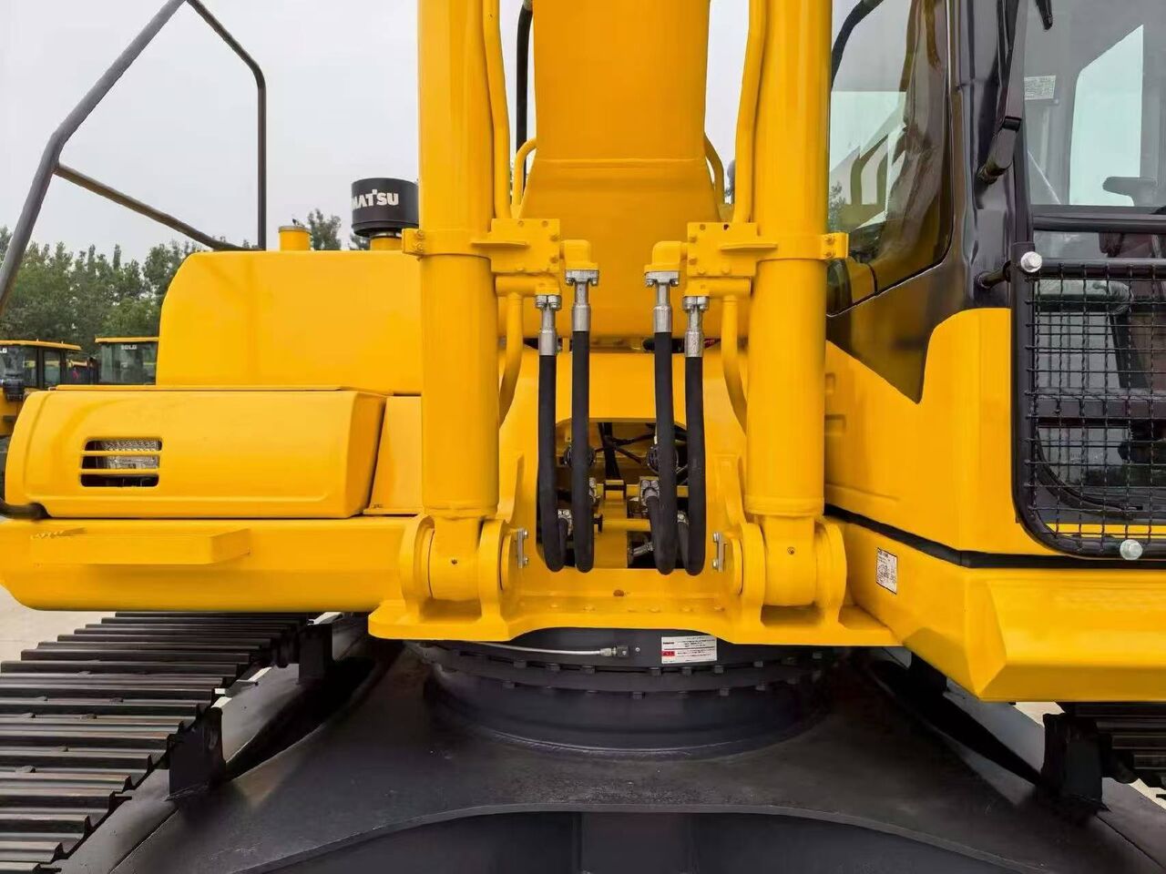 2022 Komatsu PC360 Crawler Excavator 2022 Komatsu PC360 Crawler Excavator