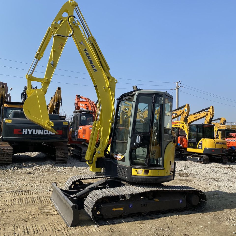 2022 Yanmar 5.5TON mini excavator, side view 2022 Yanmar 5.5TON mini excavator, side view