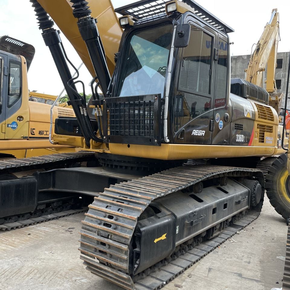 2023 Caterpillar 336D2 L crawler excavator, side view 2023 Caterpillar 336D2 L crawler excavator, side view
