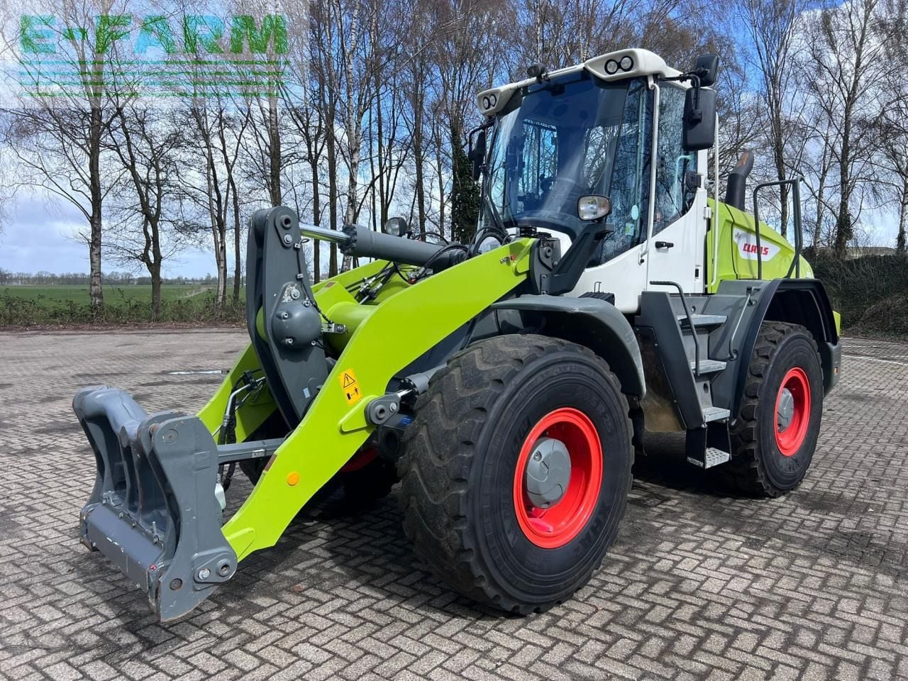2023 Claas Torion 1285 wheel loader front three-quarter view 2023 Claas Torion 1285 wheel loader front three-quarter view