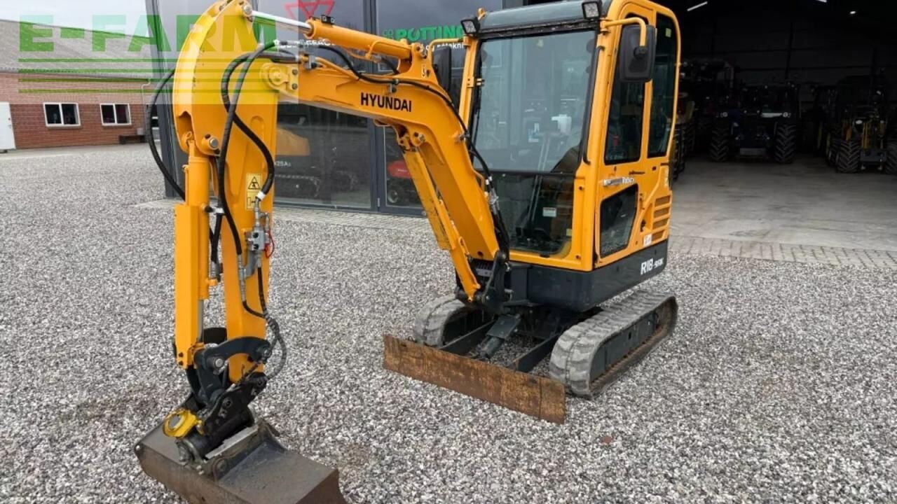 2023 Hyundai R18-9AK Mini Excavator 2023 Hyundai R18-9AK Mini Excavator