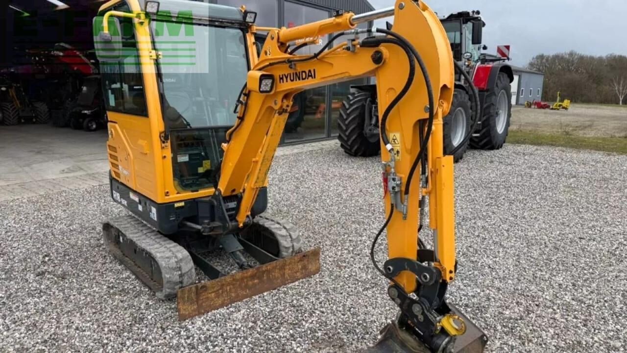 2023 Hyundai R18-9AK Mini Excavator 2023 Hyundai R18-9AK Mini Excavator