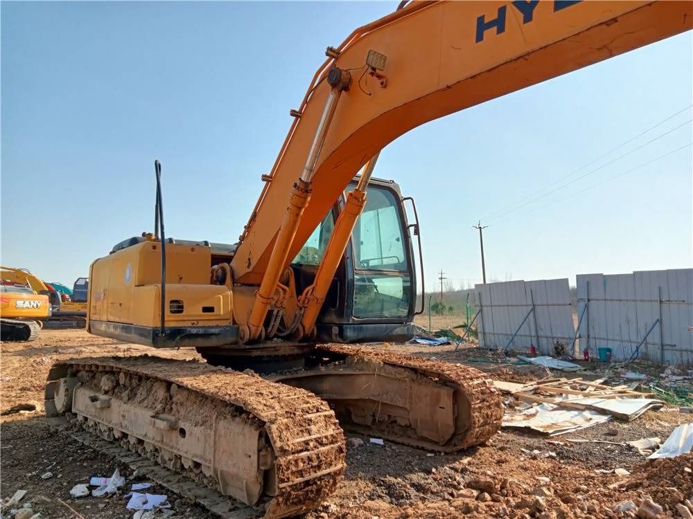 2023 Hyundai R225LC-7 Crawler Excavator 2023 Hyundai R225LC-7 Crawler Excavator