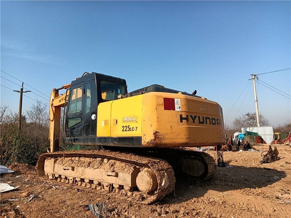 2023 Hyundai R225LC-7 Crawler Excavator 2023 Hyundai R225LC-7 Crawler Excavator