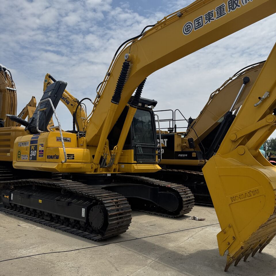 2023 Komatsu PC240-8 Crawler Excavator 2023 Komatsu PC240-8 Crawler Excavator
