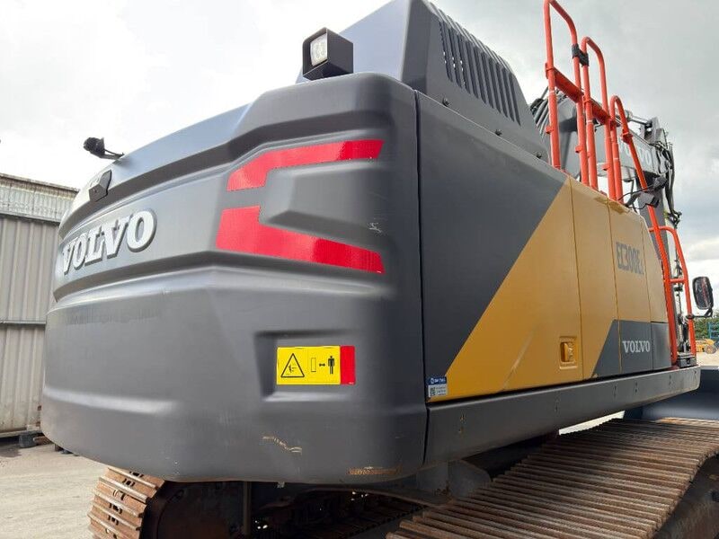 2023 Volvo EC300EL Crawler Excavator 2023 Volvo EC300EL Crawler Excavator