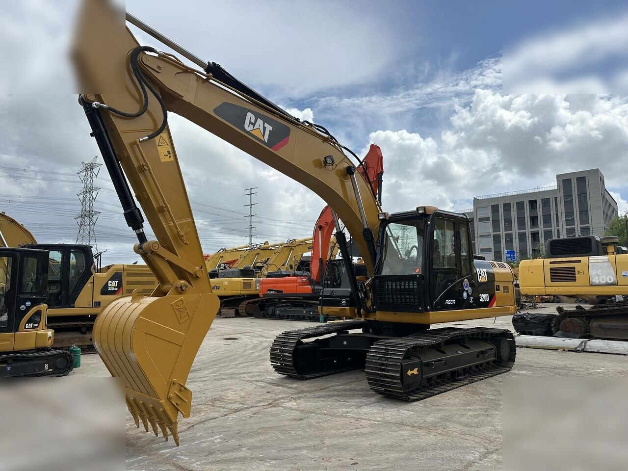 2024 Caterpillar 320D Crawler Excavator