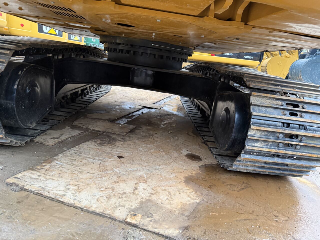 2024 Caterpillar 320D2L Crawler Excavator