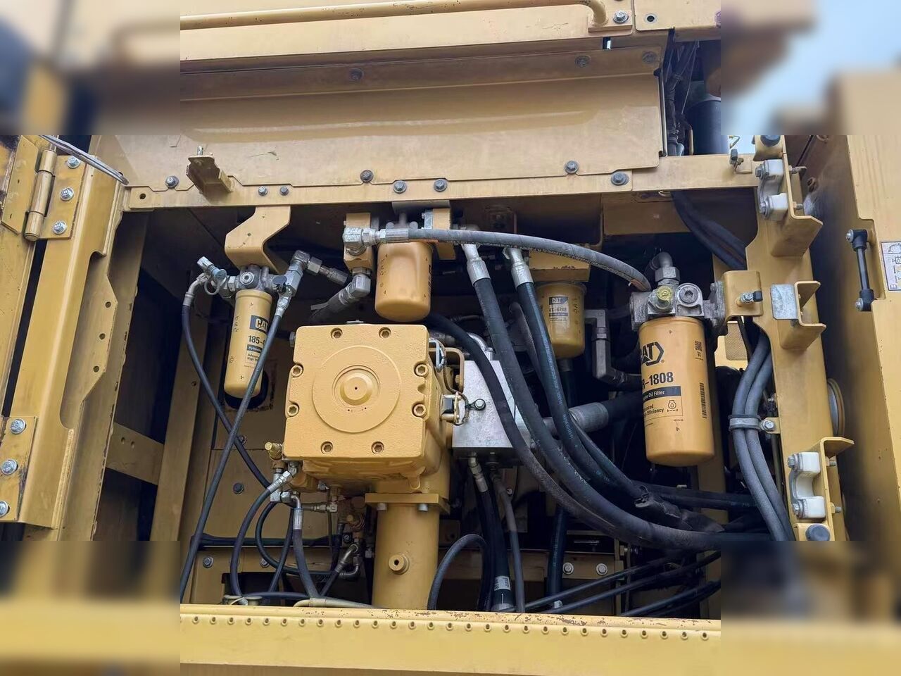 2024 Caterpillar 374FL Crawler Excavator 2024 Caterpillar 374FL Crawler Excavator