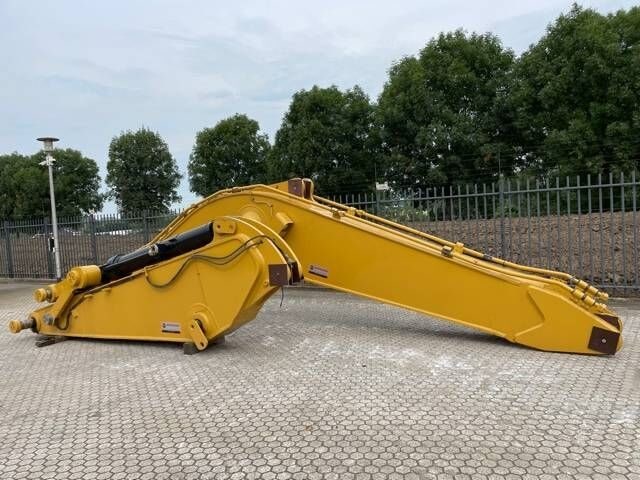 2024 Caterpillar 390 Crawler Excavator