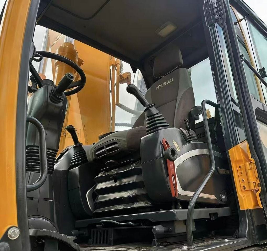 2024 Hyundai R210W-9 Wheel Excavator 2024 Hyundai R210W-9 Wheel Excavator