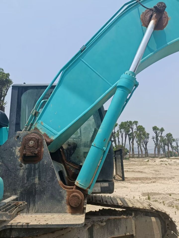 2024 Kobelco SK260LC-10 excavator cab and boom detail 2024 Kobelco SK260LC-10 excavator cab and boom detail