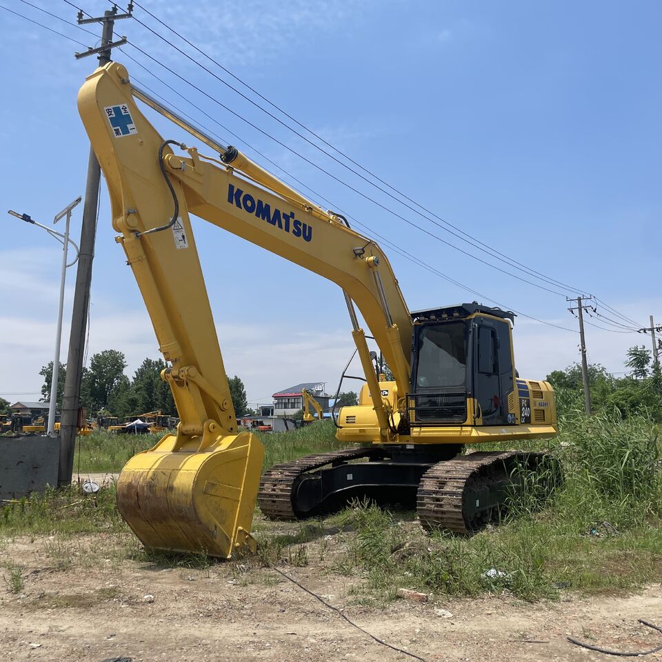2024 Komatsu PC240-8 Crawler Excavator