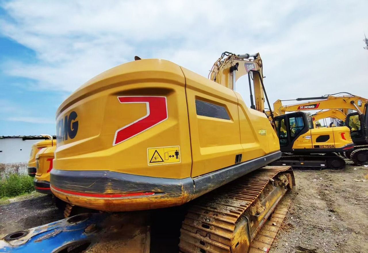 2024 XCMG XE200GH crawler excavator rear three-quarter view