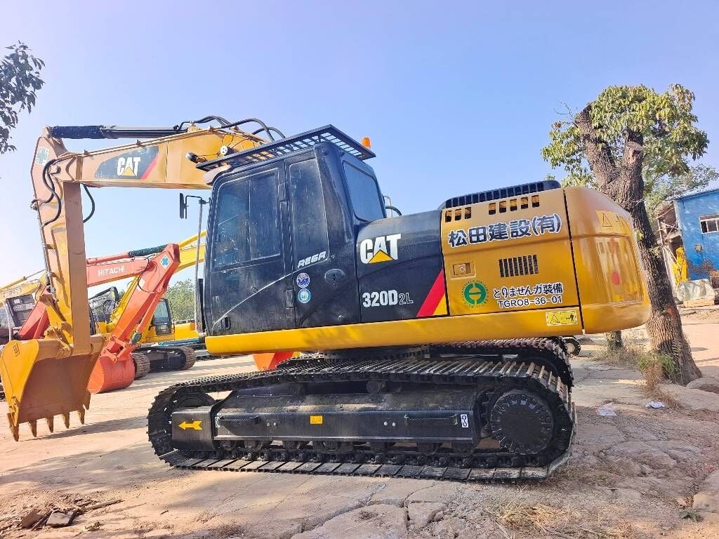 2025 Caterpillar 320D2 Crawler Excavator