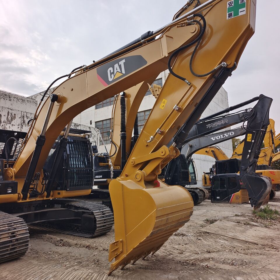 2025 Caterpillar 323DL Crawler Excavator