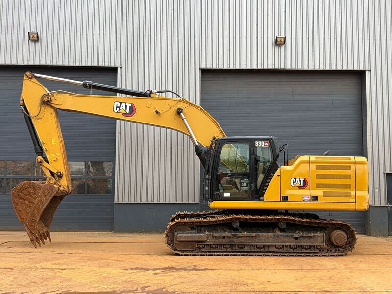 2025 Caterpillar 330GC crawler excavator side view