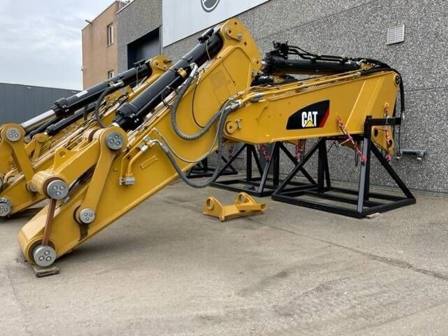 2025 Caterpillar 395 UHD Crawler Excavator 2025 Caterpillar 395 UHD Crawler Excavator