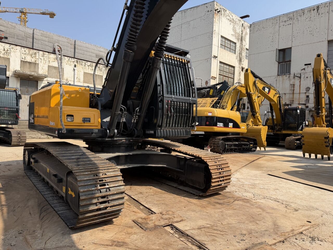 2025 Hyundai HX220HD Crawler Excavator 2025 Hyundai HX220HD Crawler Excavator