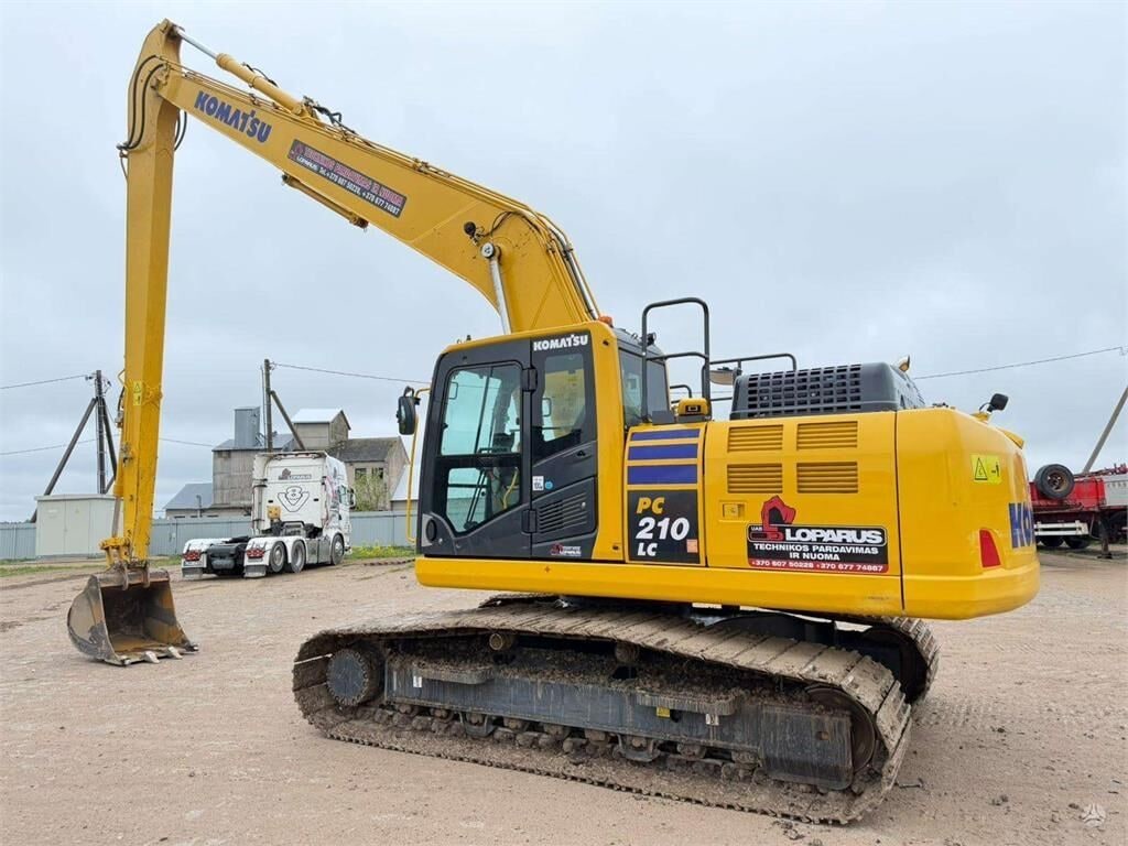 2025 Komatsu PC210LC-11 Crawler Excavator 2025 Komatsu PC210LC-11 Crawler Excavator