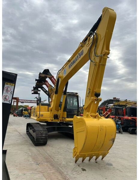 2025 Komatsu PC240LC-8 Crawler Excavator 2025 Komatsu PC240LC-8 Crawler Excavator