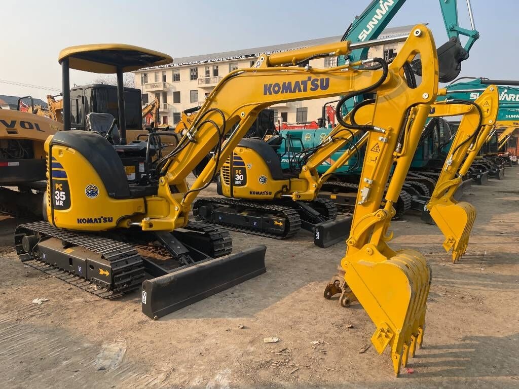 2025 Komatsu PC35MR Mini Excavator 2025 Komatsu PC35MR Mini Excavator