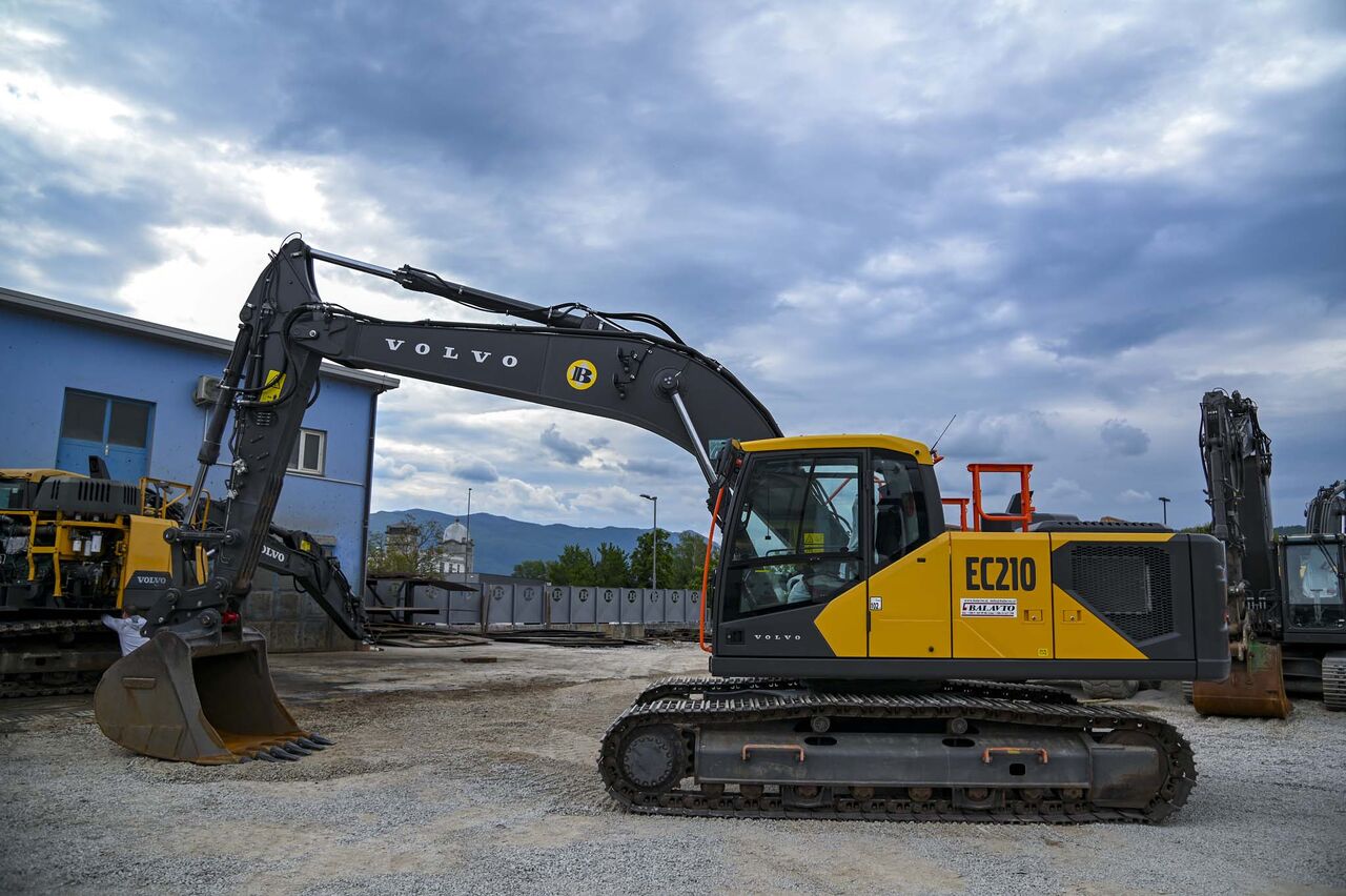 2025 Volvo EC210FNL5 Crawler Excavator 2025 Volvo EC210FNL5 Crawler Excavator