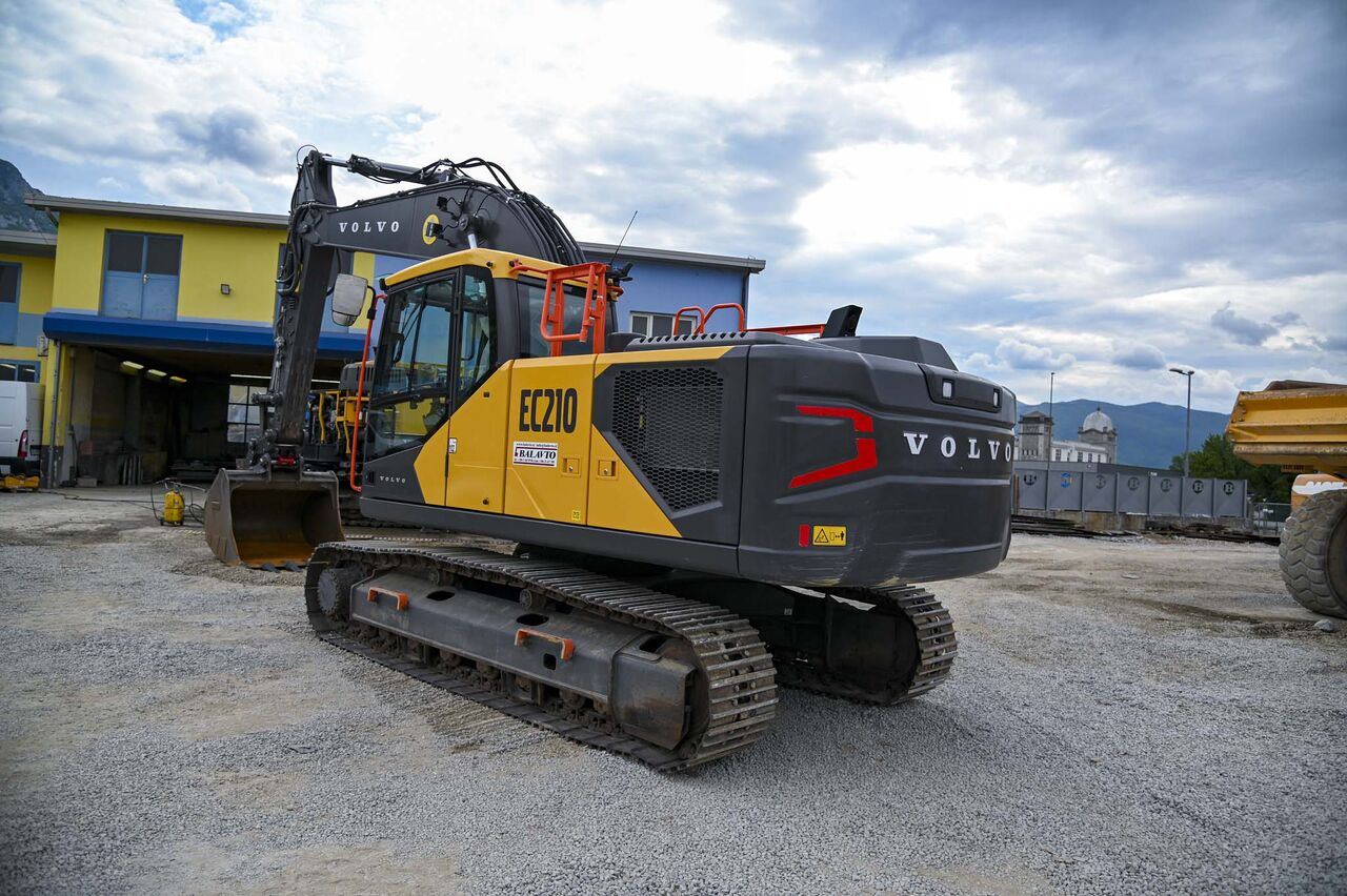 2025 Volvo EC210FNL5 Crawler Excavator 2025 Volvo EC210FNL5 Crawler Excavator