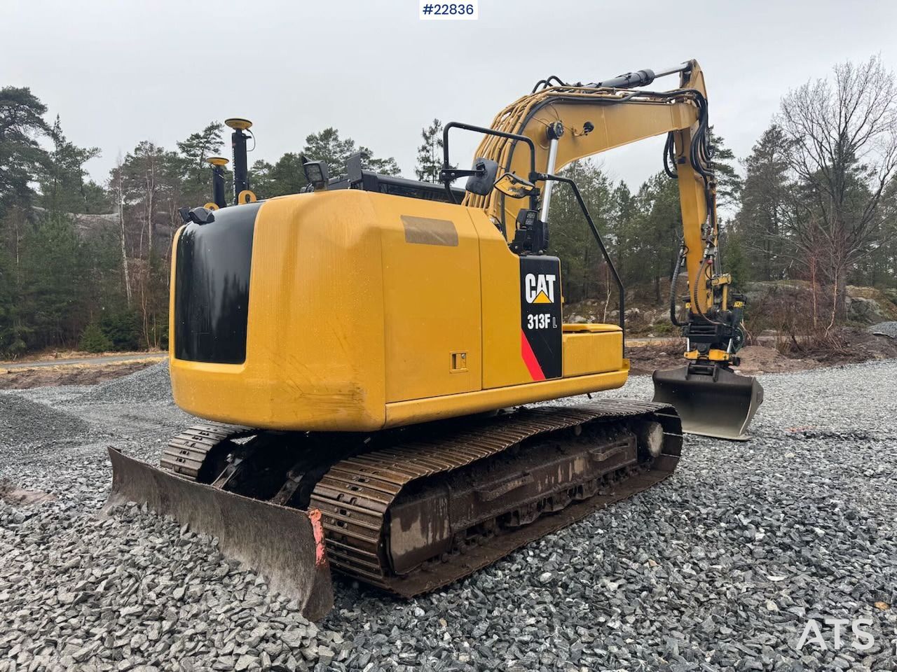 2017 Caterpillar 313FL crawler excavator, rear three-quarter view
