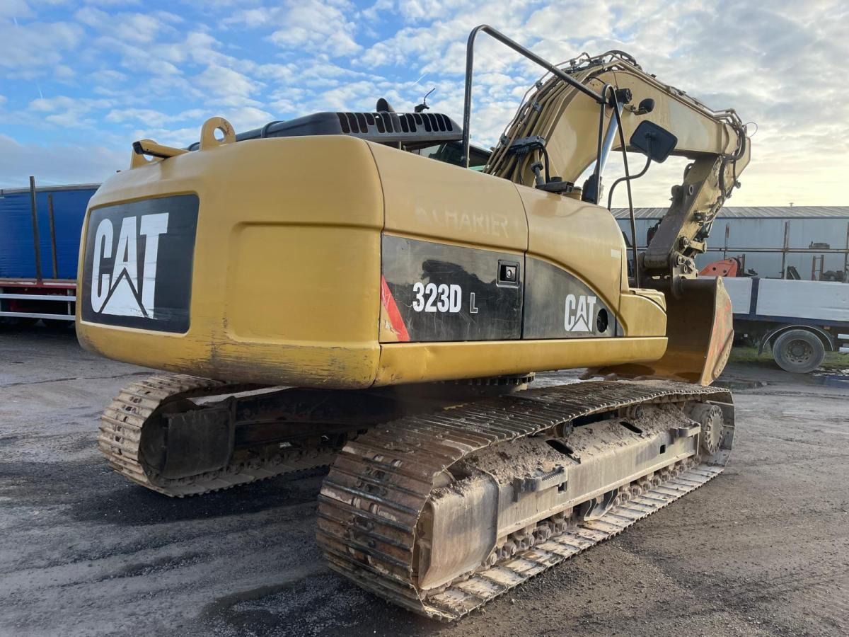 2008 Caterpillar 323D L crawler excavator, rear three-quarter view