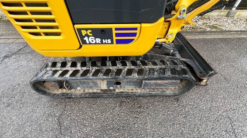 2019 Komatsu PC16R-3HS mini excavator side view of tracks and body