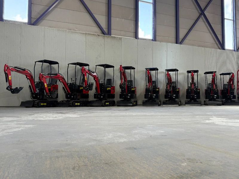 2024 JPC HT-12 mini excavator row