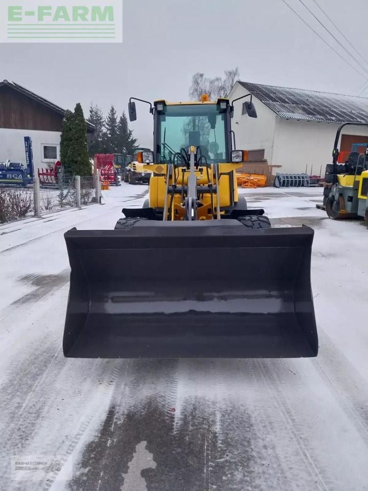 2013 Volvo L 20 F wheel loader, front view 2013 Volvo L 20 F wheel loader, front view
