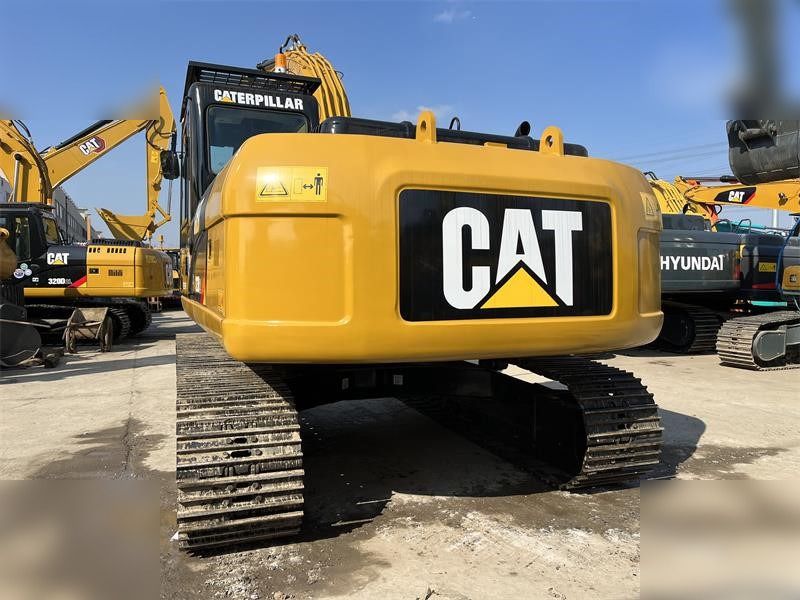 2020 Caterpillar 323D2L crawler excavator rear view