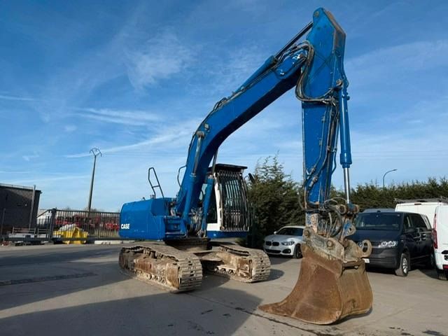 2012 CASE CX160B Crawler Excavator, side view