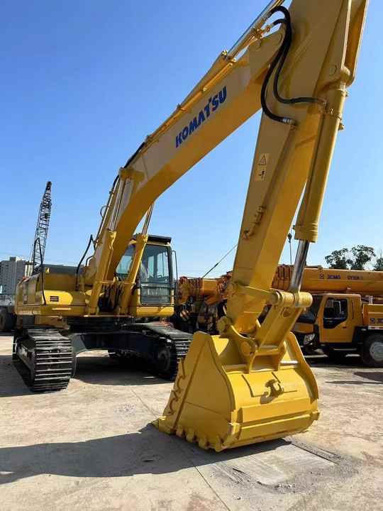 2022 Komatsu PC400-7 crawler excavator, front three-quarter view 2022 Komatsu PC400-7 crawler excavator, front three-quarter view