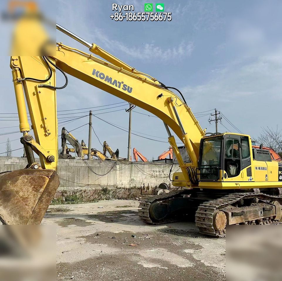2019 Komatsu PC400-8 crawler excavator, side view