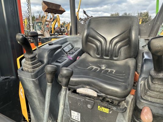 2017 Volvo ECR25D mini excavator operator station interior