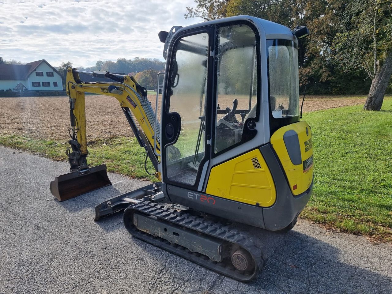 2019 Wacker Neuson ET 20 mini excavator, side view